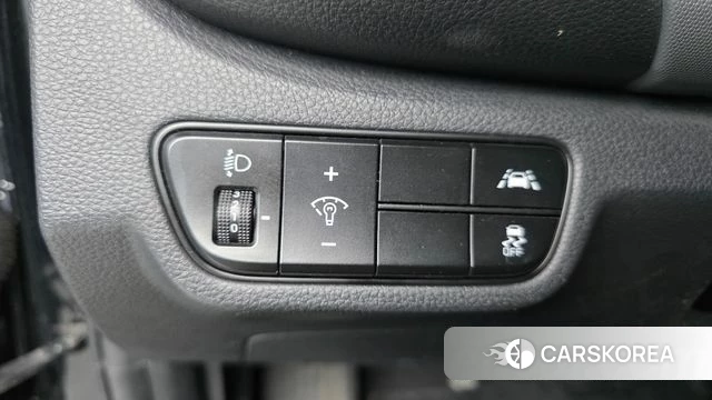 Kia Seltos 2021 Черный из Кореи, фото 3