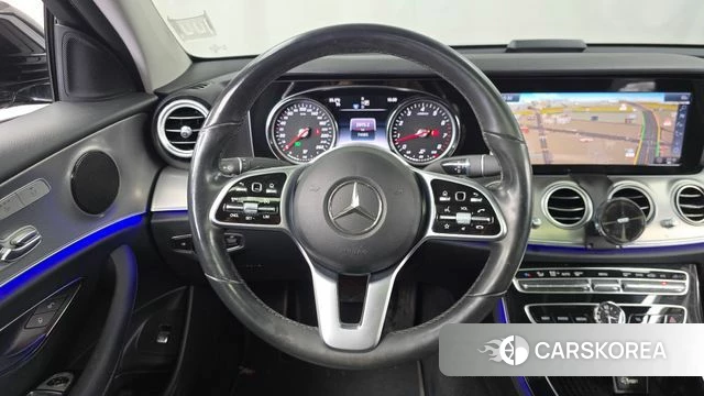Mercedes-Benz E-Class W213 2019 Черный из Кореи, фото 3