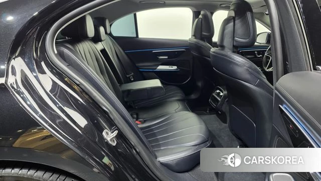 Mercedes-Benz E-Class W214 2024 Черный из Кореи, фото 3