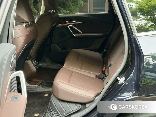 BMW iX1 2025 Черный из Китая, фото 3