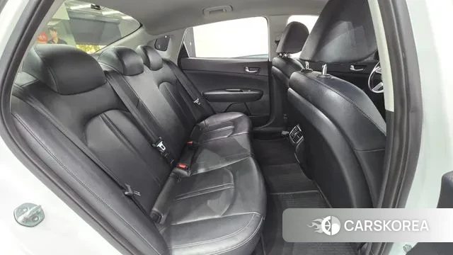 Kia The New K5 2nd generation 2018 Белый из Кореи, фото 3