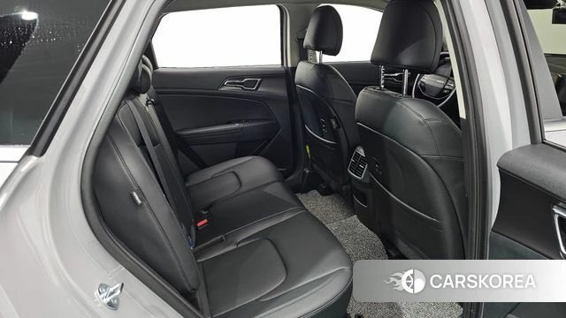 Kia The New Sportage 5th Generation 2025 Серебристо-серый из Кореи, фото 3