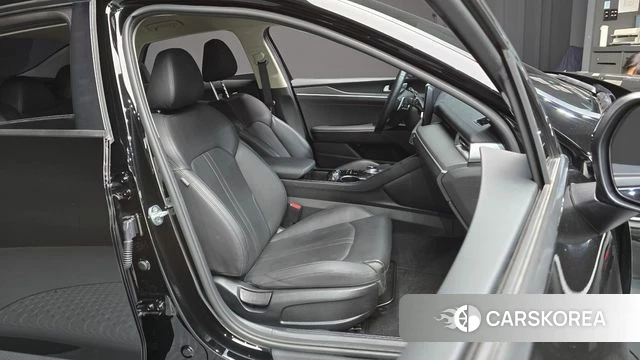 Kia K5 Hybrid 3rd Generation 2022 Черный из Кореи, фото 3