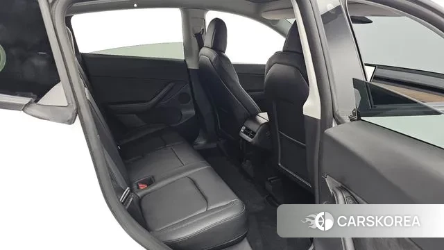 Tesla Model Y 2022 Белый из Кореи, фото 3