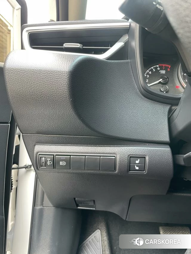 Toyota Corolla 2023 Белый из Китая, фото 3