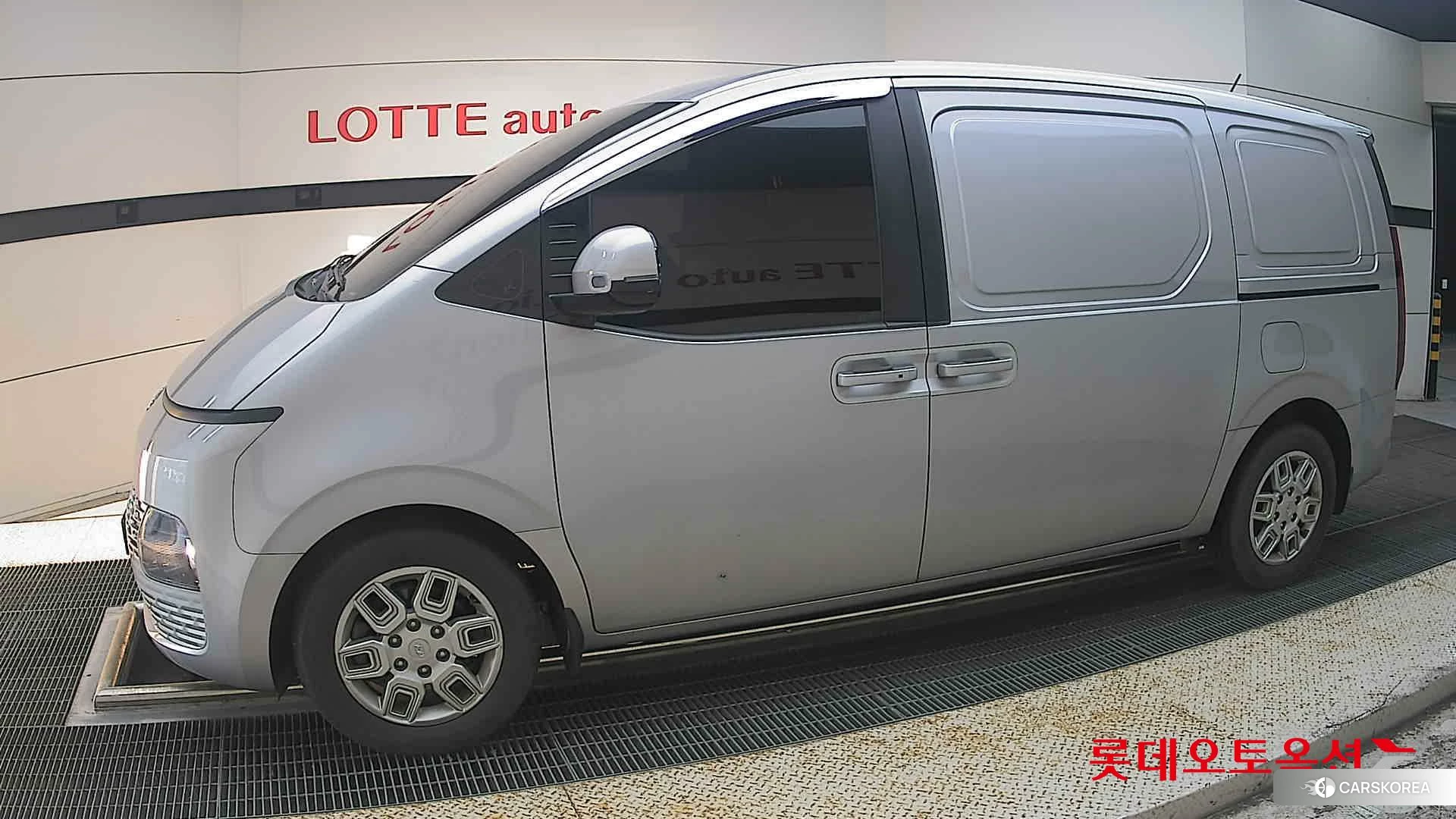 Hyundai Staria 2022 Другое из Кореи, фото 3