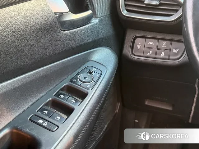 Hyundai Santa Fe TM 2018 Серебристо-серый из Кореи, фото 3