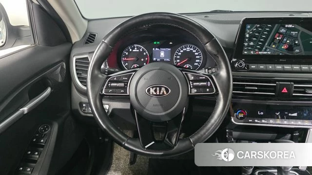 Kia Seltos 2021 Белый из Кореи, фото 3