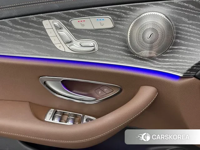 Mercedes-Benz E-Class W213 2023 Серебряный из Кореи, фото 3