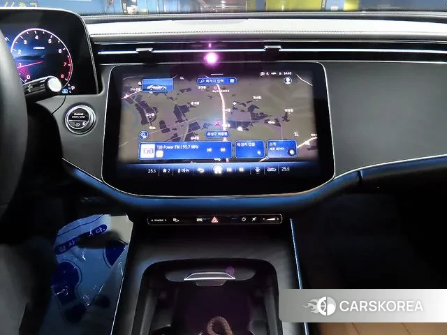 Mercedes-Benz E-Class W214 2024 Белый из Кореи, фото 3