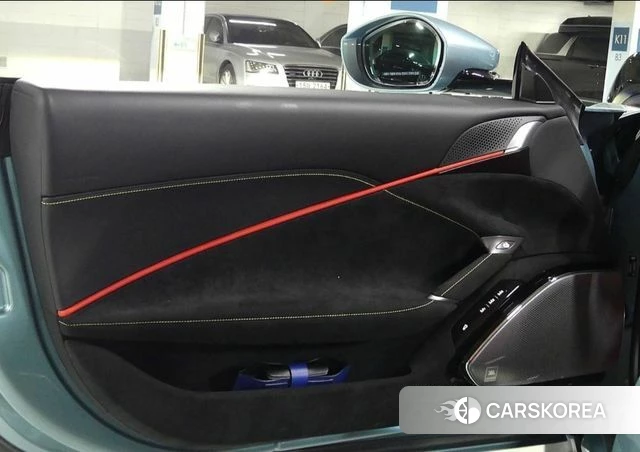 Ferrari Rome 2025 Светло-серебряный цвет из Кореи, фото 3