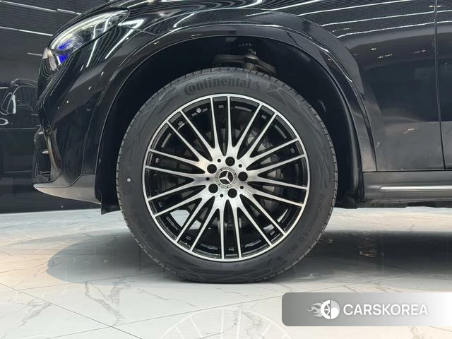 Mercedes-Benz GLC 2024 Черный из Китая, фото 3