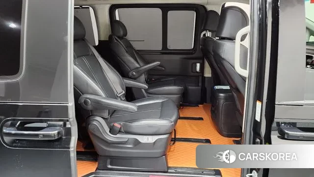 Hyundai Staria 2021 Черный из Кореи, фото 3