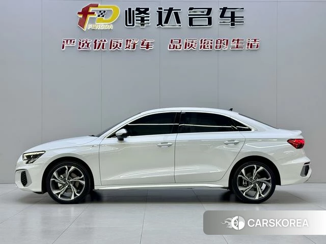 Audi A3 2024 Белый из Китая, фото 3