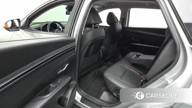 Hyundai Tucson (NX4) 2023 Серебряный из Кореи, фото 3