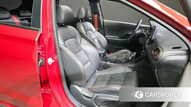 Hyundai i30 (PD) 2018 Красный из Кореи, фото 3