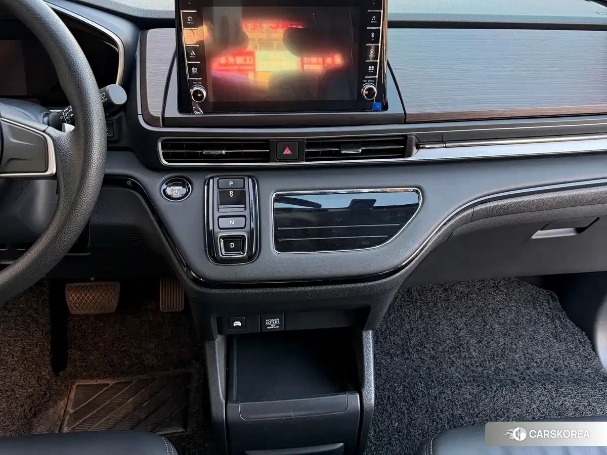 Honda Odyssey 2023 Белый из Китая, фото 3