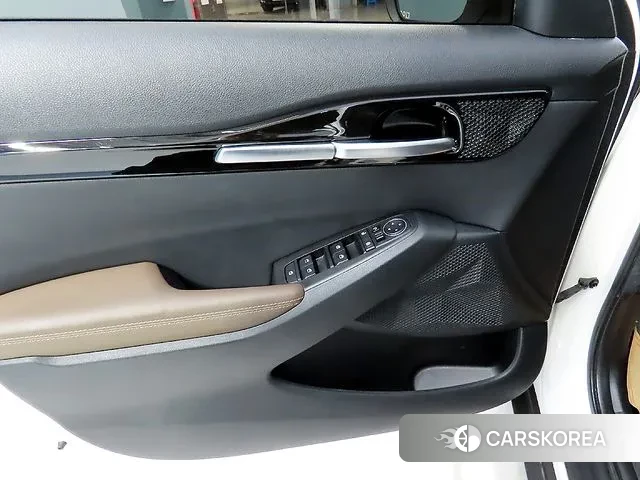 Kia Seltos 2021 Белый из Кореи, фото 3