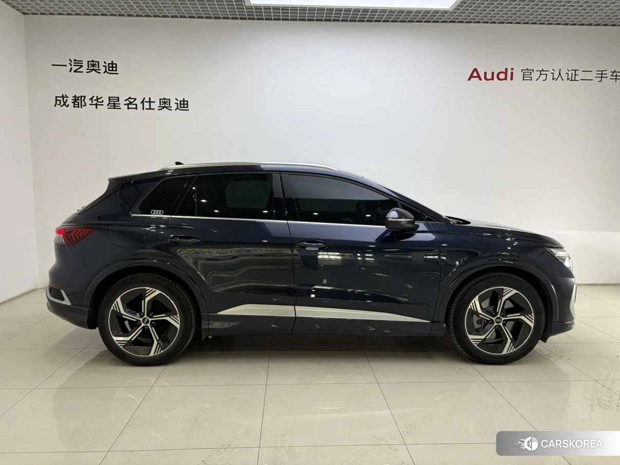 Audi Q4 e-tron 2023 Синий из Китая, фото 3
