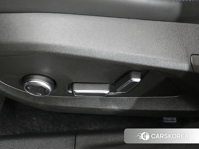 Renault Korea (Samsung) Grand Coleos 2025 Серебристо-серый из Кореи, фото 3
