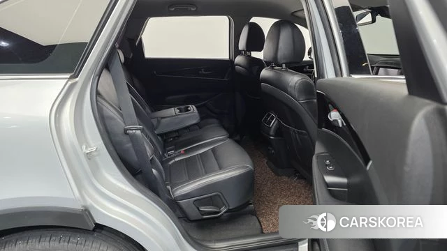 Kia The New Sorento 2019 Серебристо-серый из Кореи, фото 3