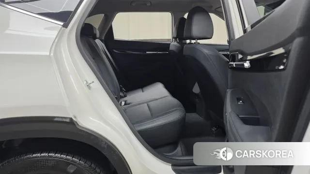 Kia Seltos 2022 Белый из Кореи, фото 3