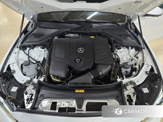 Mercedes-Benz E-Class W214 2024 Белый из Кореи, фото 3