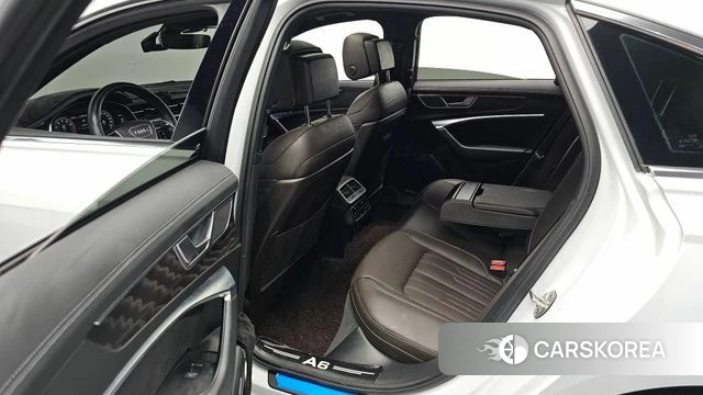 Audi A6 (C8) 2022 Белый из Кореи, фото 3