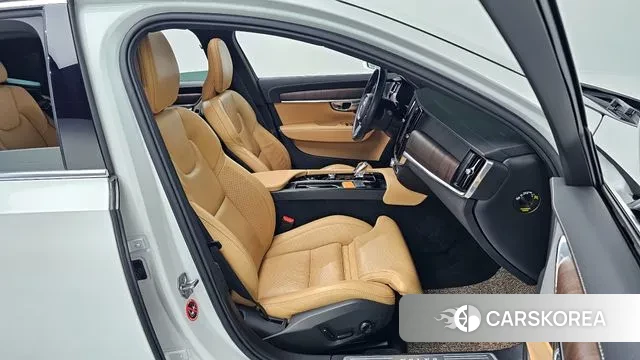 Volvo S90 2022 Белый из Кореи, фото 3