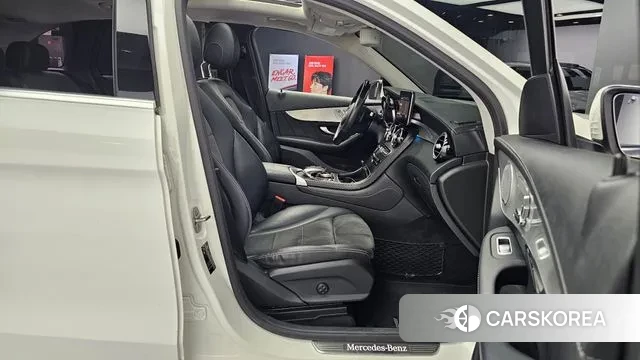 Mercedes-Benz GLC-Class X253 2018 Белый из Кореи, фото 3