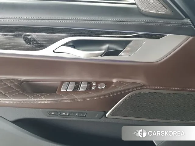 BMW 7 Series (G11) 2020 Серый из Кореи, фото 3