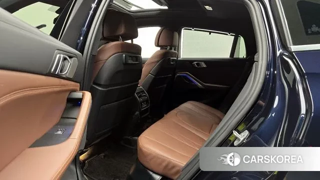 BMW X6 (G06) 2023 Черный из Кореи, фото 3