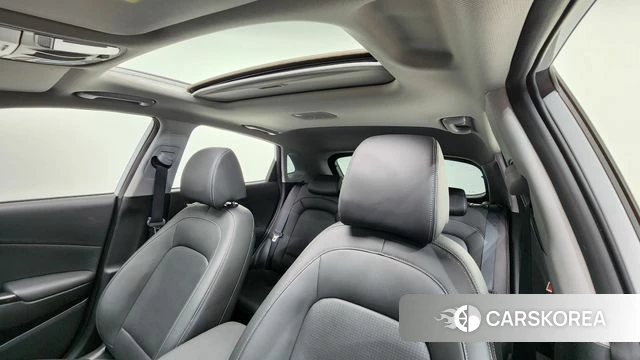 Hyundai Kona 2018 Белый из Кореи, фото 3