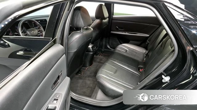 Hyundai Avante (CN7) 2022 Черный из Кореи, фото 3