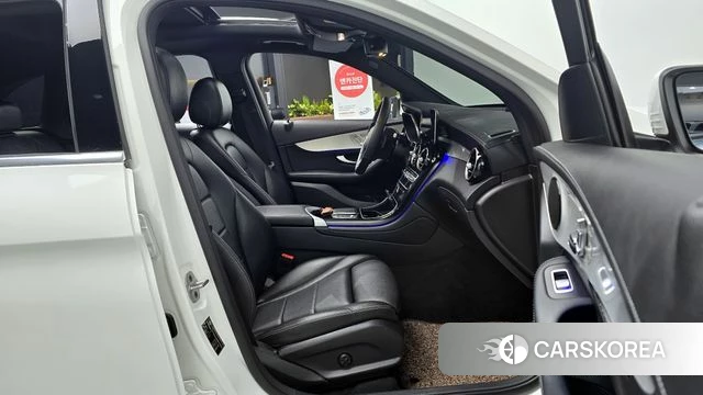 Mercedes-Benz GLC-Class X253 2021 Белый из Кореи, фото 3