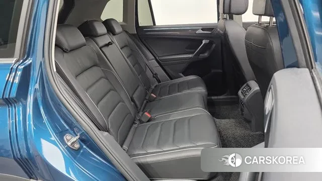 Volkswagen Tiguan second Generation 2022 Синий из Кореи, фото 3