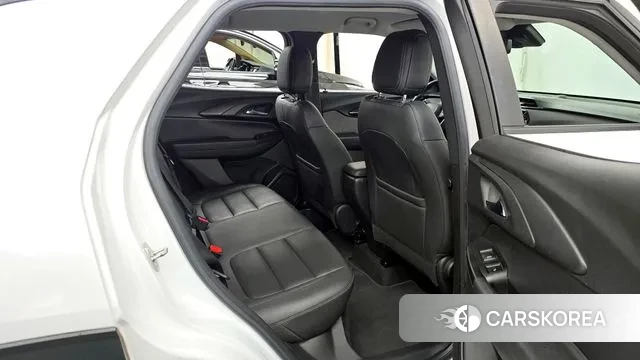Chevrolet (GM Daewoo) Trailblazer 2021 Белый из Кореи, фото 3