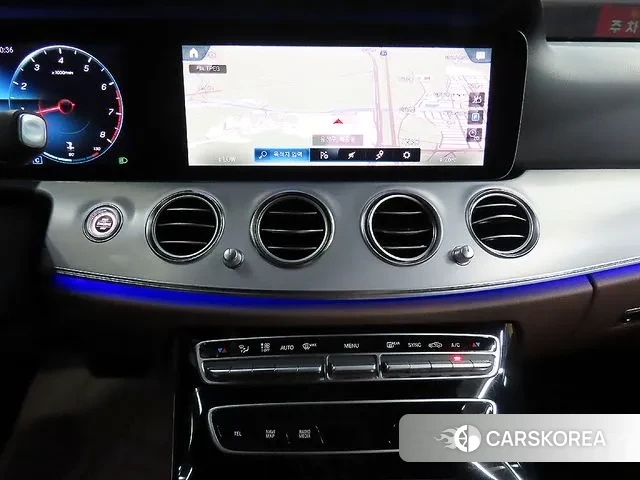 Mercedes-Benz E-Class W213 2020 Белый из Кореи, фото 3