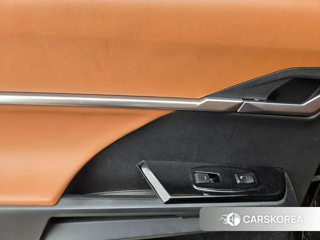 Ssangyong Torres 2023 Черный из Кореи, фото 3