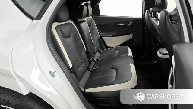 Kia EV6 2022 Белый из Кореи, фото 3