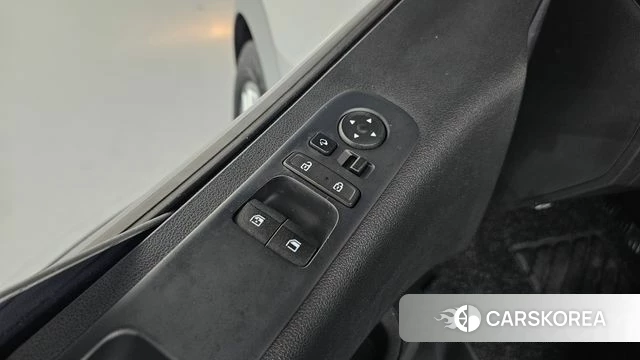 Hyundai Staria 2021 Серебряный из Кореи, фото 3
