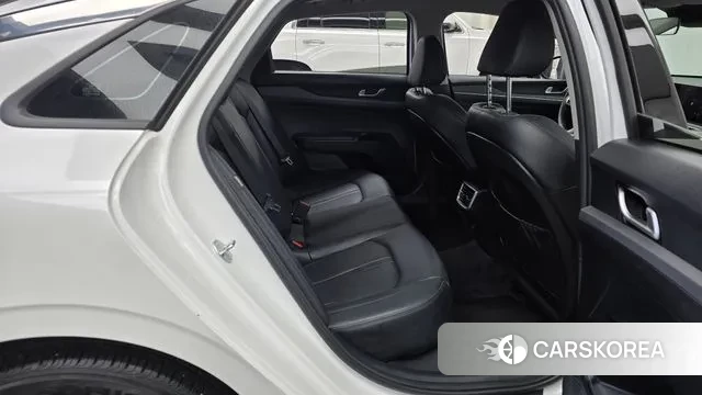 Kia The New K5 3rd generation 2024 Белый из Кореи, фото 3