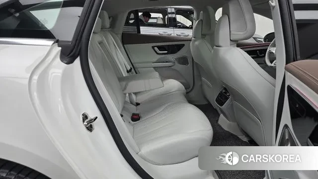 Mercedes-Benz EQE V295 2023 Белый из Кореи, фото 3