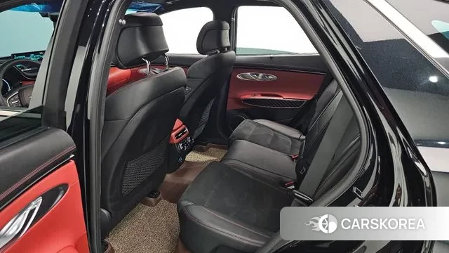 Genesis GV70 2023 Черный из Кореи, фото 3