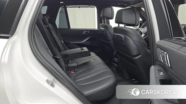 BMW X5 (G05) 2024 Белый из Кореи, фото 3