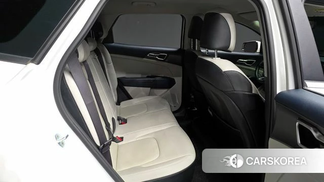 Kia Sportage 5th Generation 2022 Белый из Кореи, фото 3