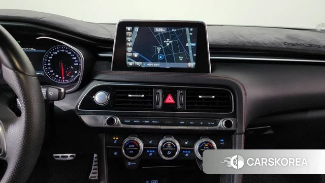 Genesis G70 2019 Черный из Кореи, фото 3