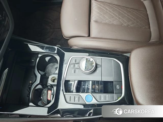 BMW iX3 2023 Черный из Китая, фото 3