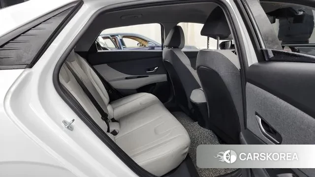 Hyundai Avante (CN7) 2021 Белый из Кореи, фото 3