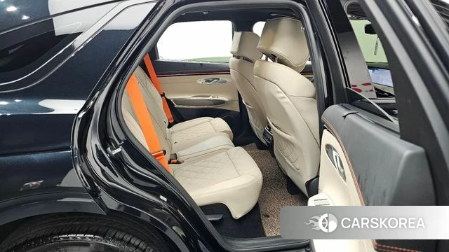 Genesis GV70 2024 Черный из Кореи, фото 3